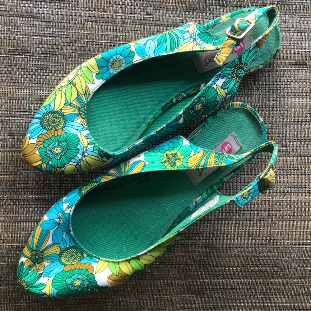 Unleashed size 6